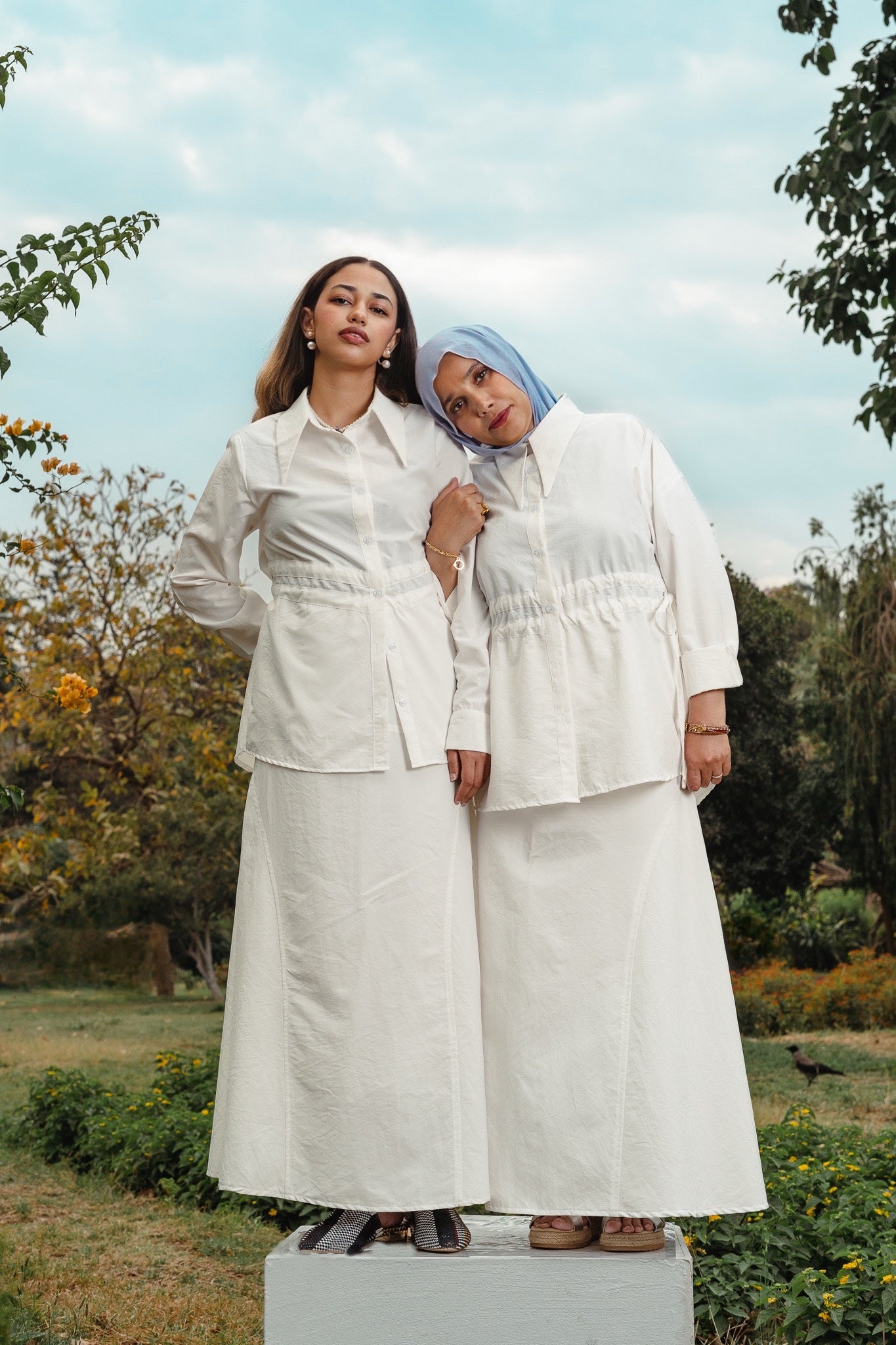 The Noura White Set