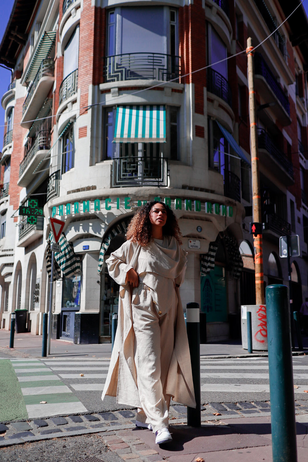 The Muna V2 Beige Pants
