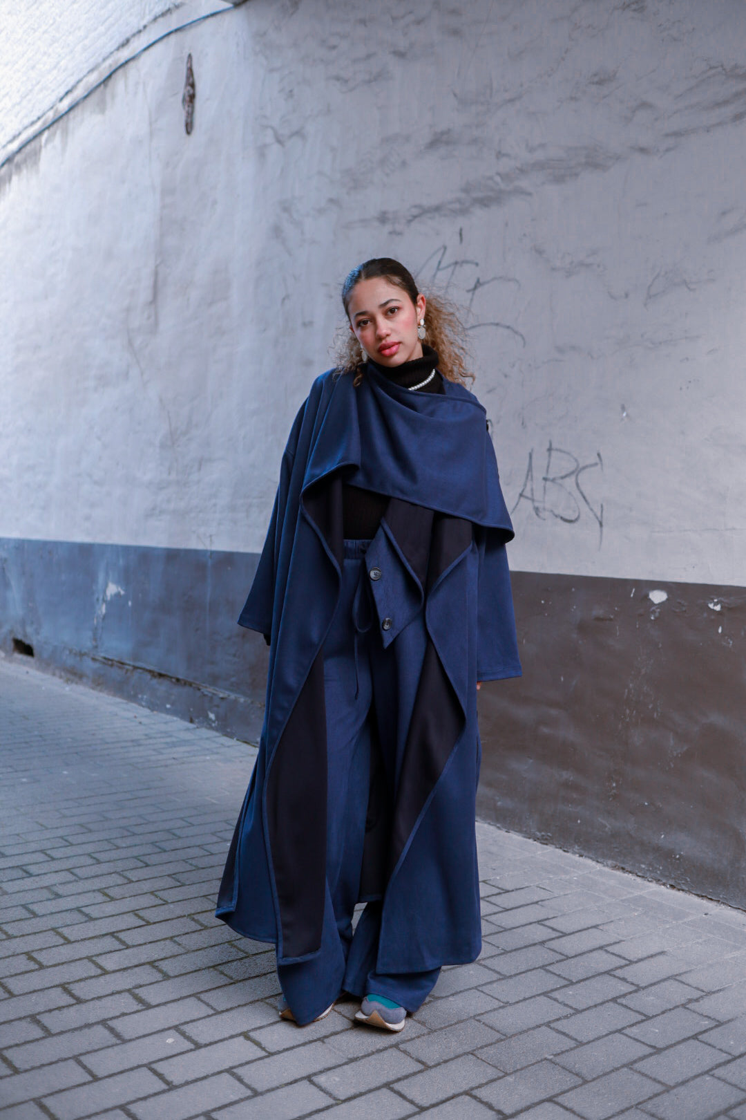 The Muna Set Indigo in Suede