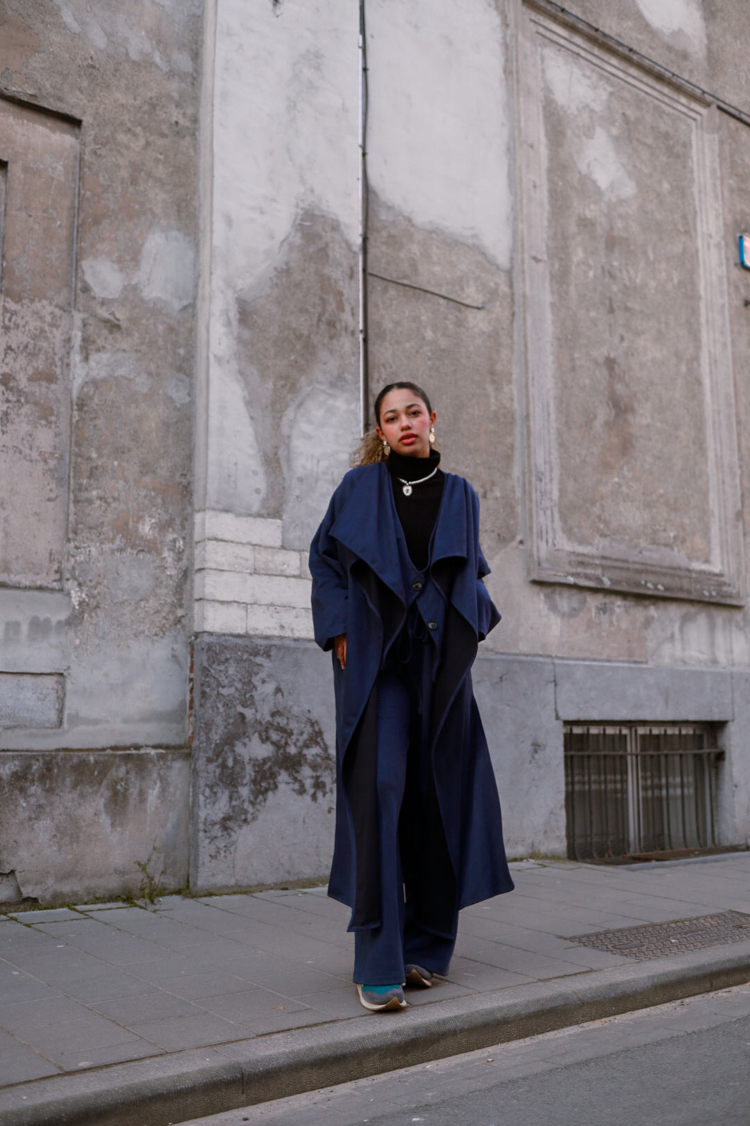 The Muna Set Indigo in Suede