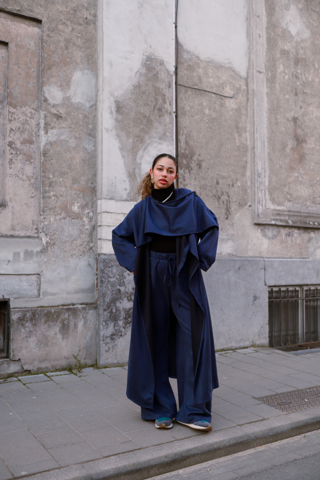 The Muna Set Indigo in Suede