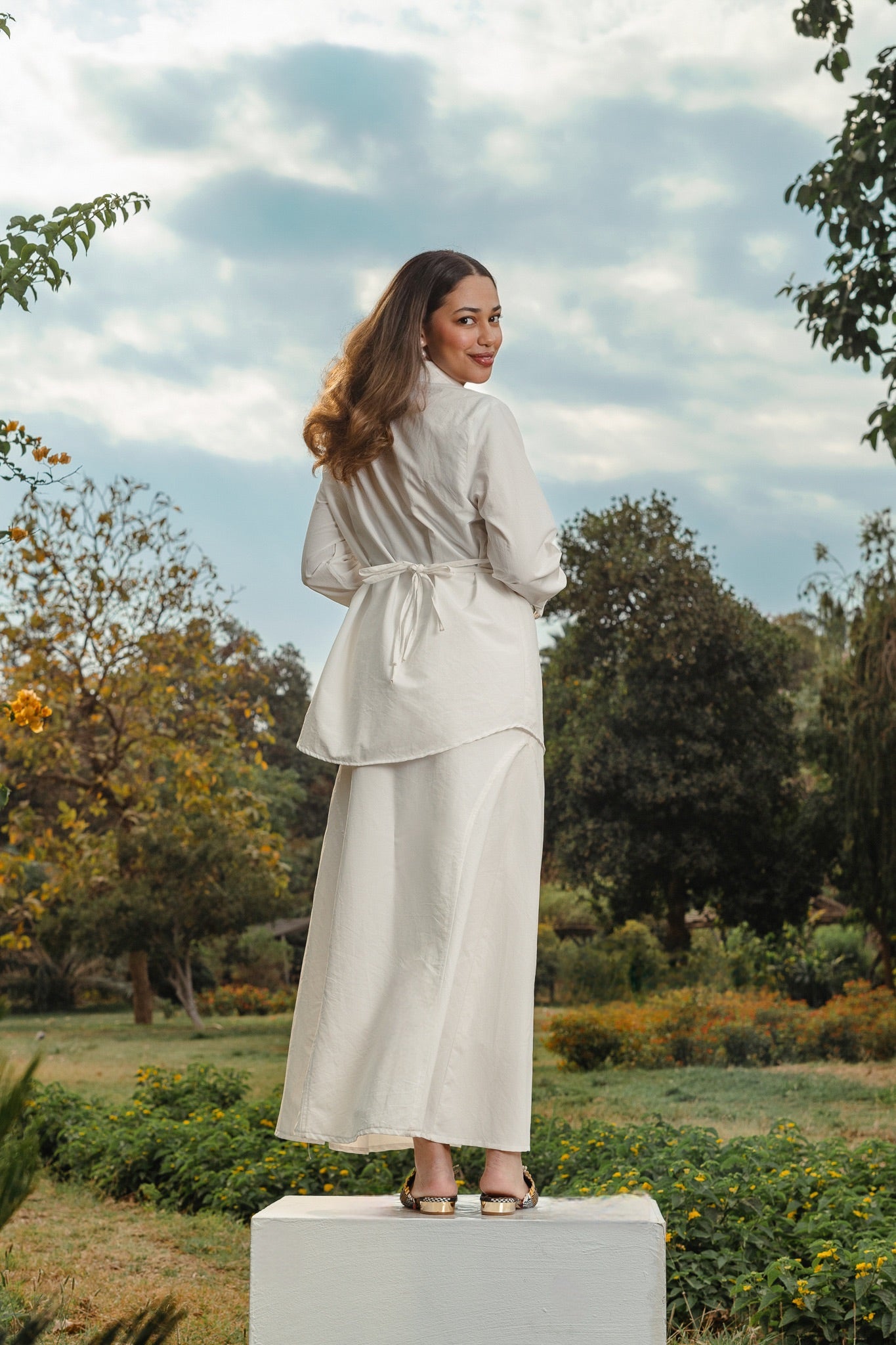 The Noura White Set