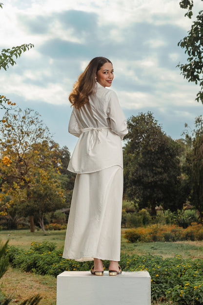 The Noura White Set